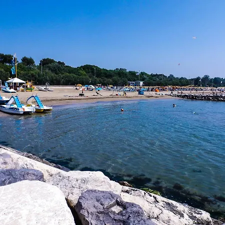 Adria Holidays Mobile Homes, Caorle Camping 4*